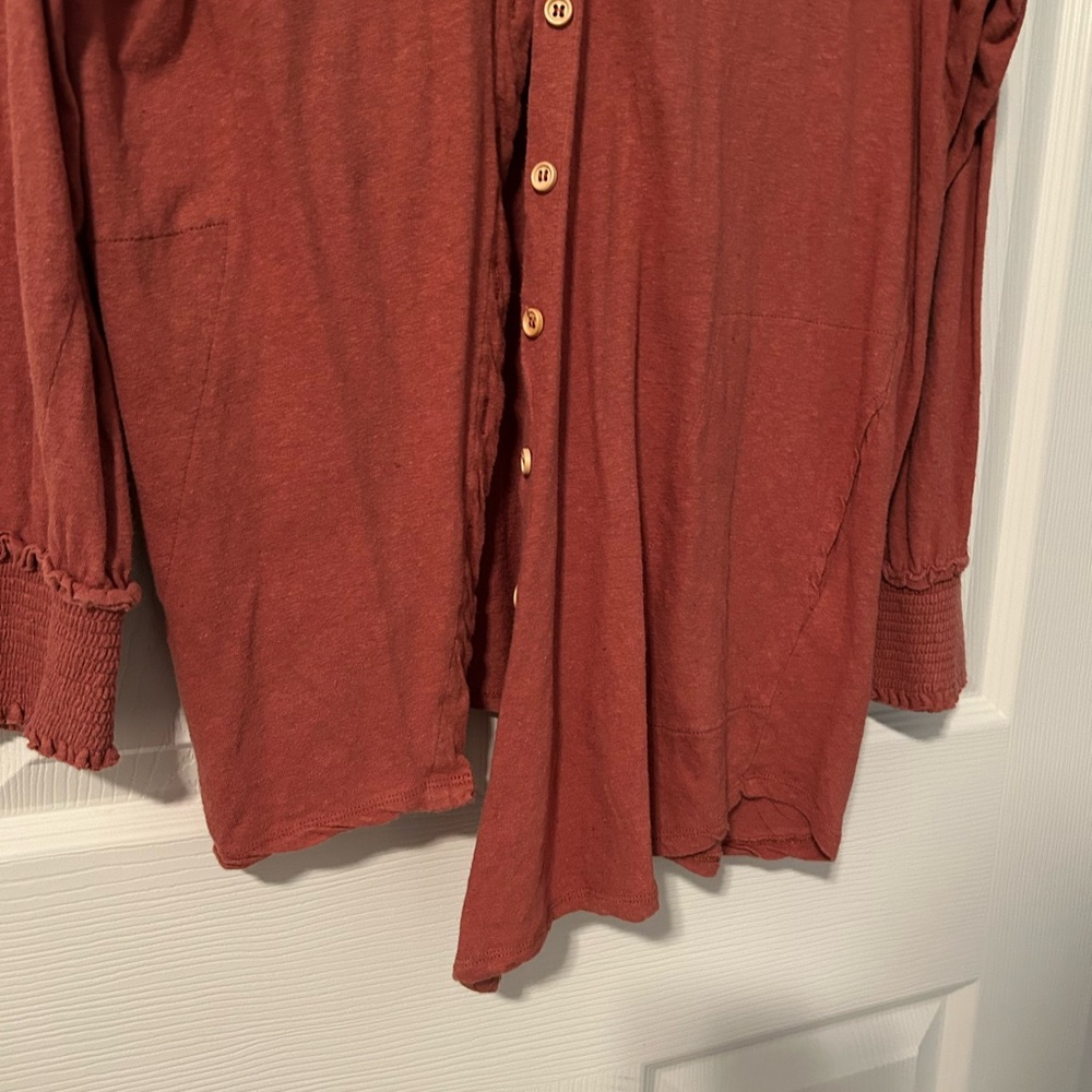 Easel Button-Up Shirt - Picture 5 of 8